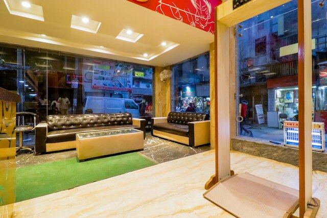 ホテル クリシュナ プラザ