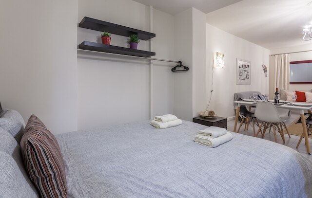 ギフト イン ザ ハート オブ モナスティラキ B