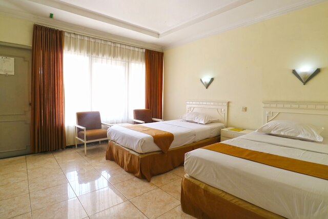 ホテル タンジュン