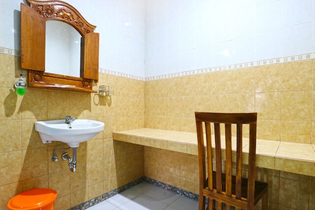 カワリ ホームステイ クタ