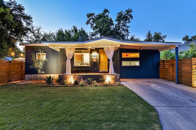 ザ イーストサイド ロッジ オースティン