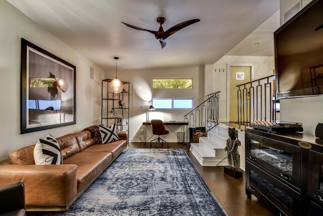 ザ イーストサイド ロッジ オースティン