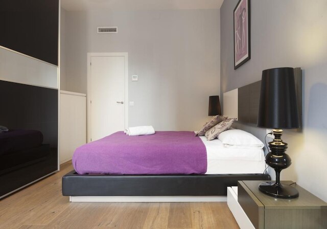 アキラ フラッツ ロジャー ドゥ フロール シック アパートメント