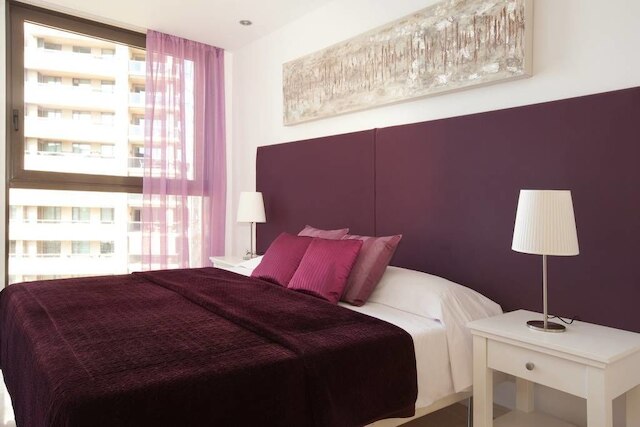 アキラ フラッツ ダイアゴナル マール