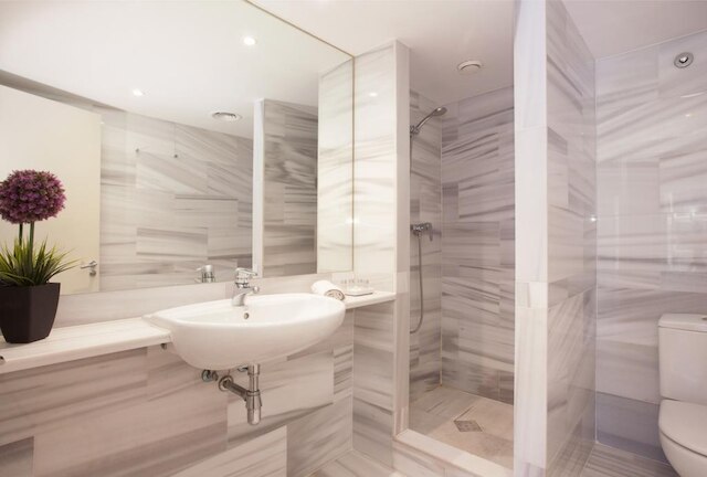 アキラ フラッツ リュム 7th フロア