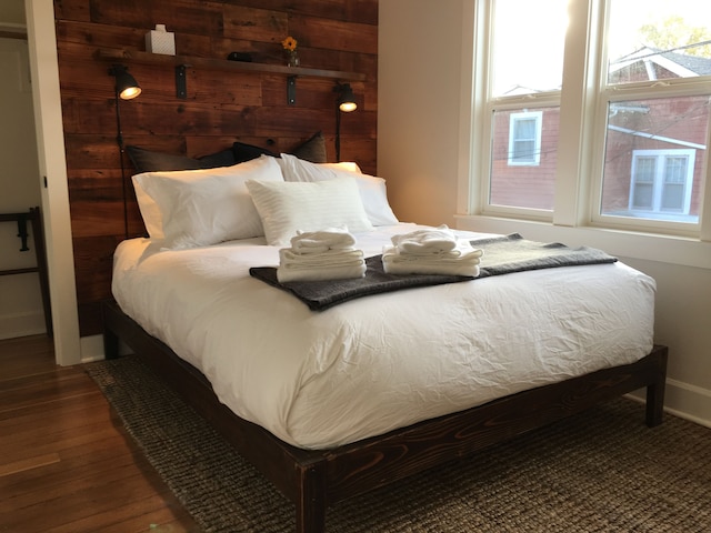 ザ アルバータ プチ ホテル