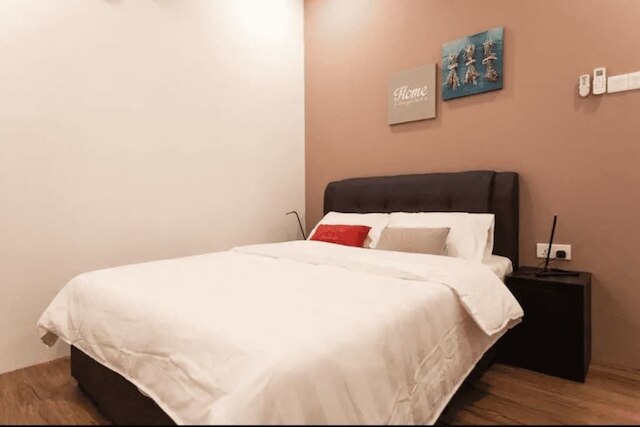 3r2b ブキッ ビンタン KL タウン シティ バイ SYNC