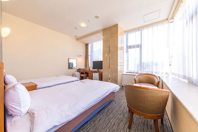 サンパレスホテル