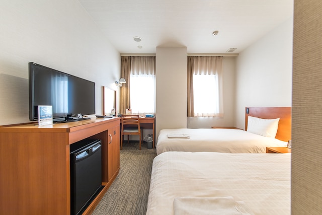 サンパレスホテル