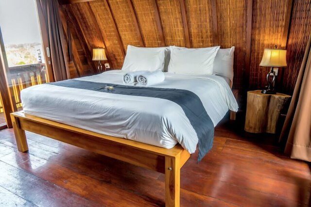 ジュプン サリ ウルワツ