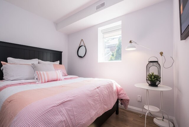 シック & セントラル 3 ベッドルーム イン リトル イタリー