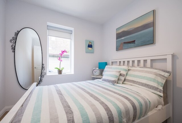 シック & セントラル 3 ベッドルーム イン リトル イタリー