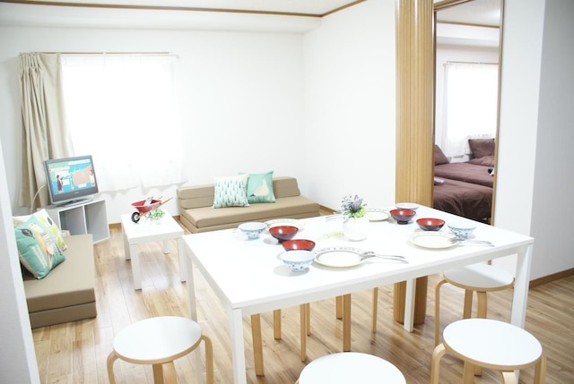 リーガルビッグハウス (166-1)