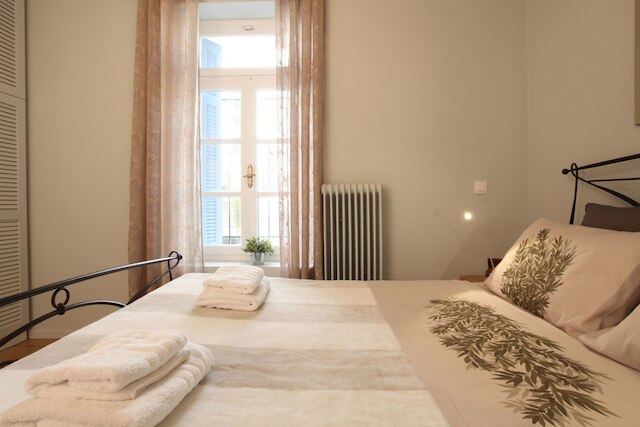 アテニアン ニーチェ イン プラカ