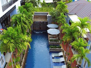 チェアタ レジデンス