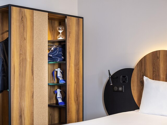 イビス スタイルズ パリ メテオール アベニュー ディタリー (2019 年 6 月オープン)