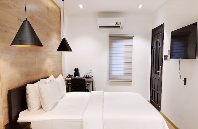 チョテル ファム グー ラオ