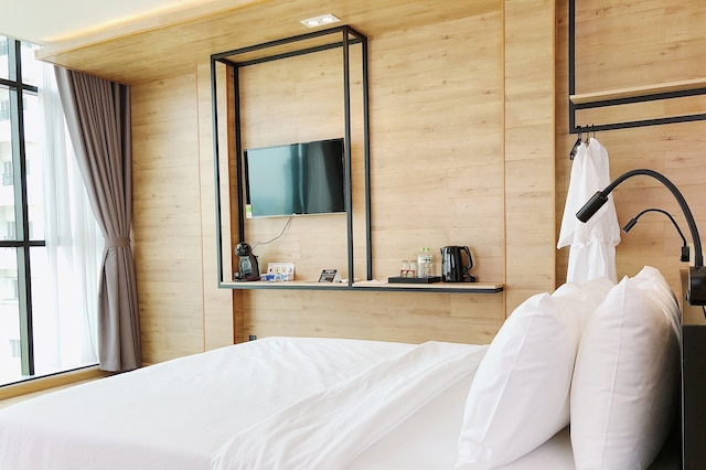 チョテル ファム グー ラオ