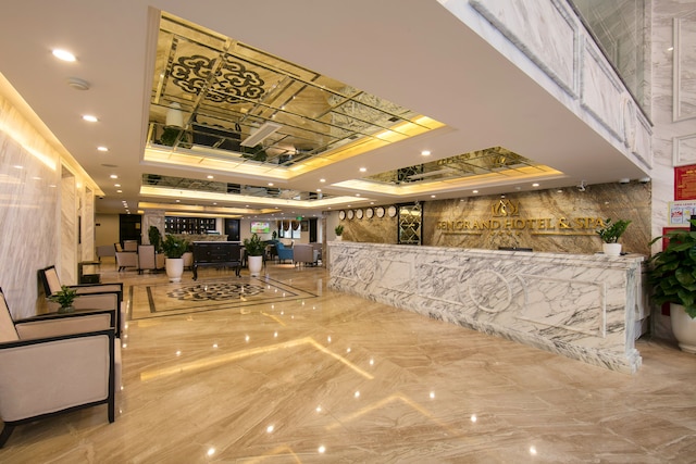 セン グランド ホテル & スパマネージド バイ セン グループ