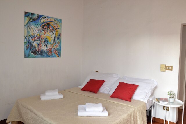 アンニョーロ アパートメント