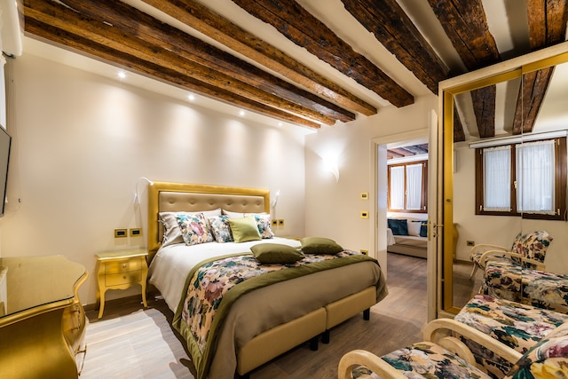 ニケ アパートメンツ ベニス カステッロ