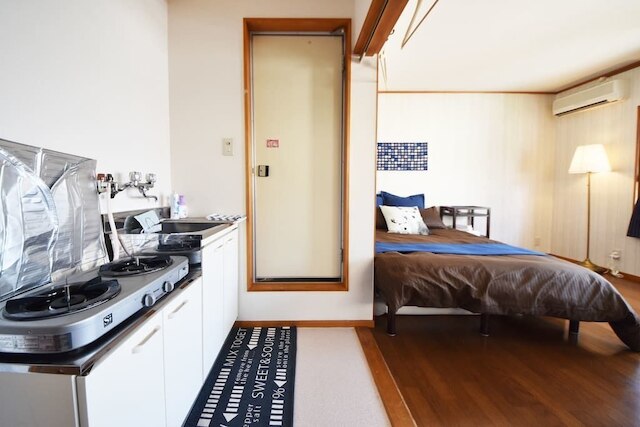 Tarbo's House Naramachi : 静寂の夜、古都を感じるお部屋