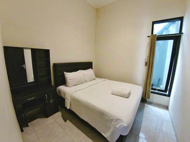 ザ バトゥ ヴィラズ ナNO 2  ニア ジャティム パーク