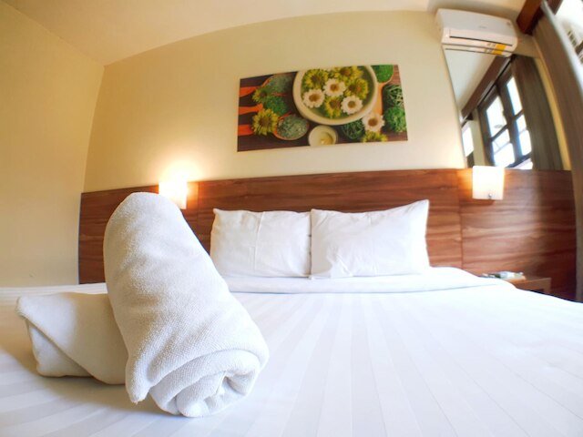 ザ バトゥ ヴィラズ ナNO 2  ニア ジャティム パーク