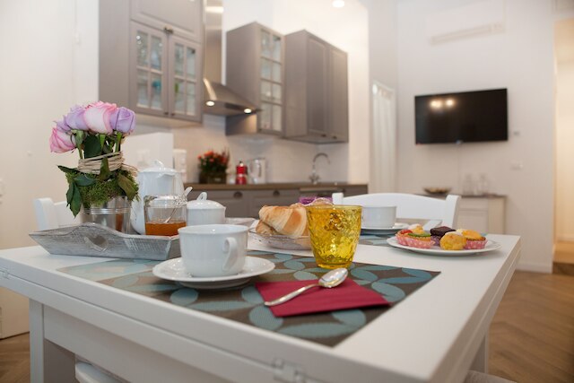 フレーバーフル プラテッロ エリア - フラット イン Bo