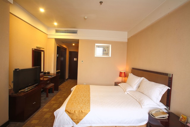 ホアリェン イースタン ホテル (華聯東環酒店)