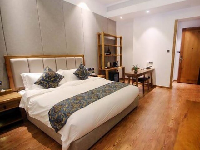 ジアリ インティドゥ ブランチ