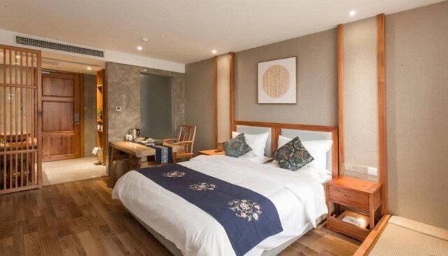 シティ コテージ ホテル イピンティェンシァ ブランチ