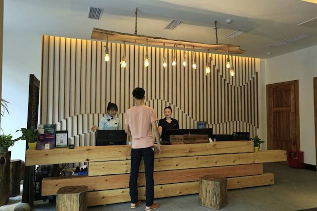 シティ コテージ ホテル イピンティェンシァ ブランチ