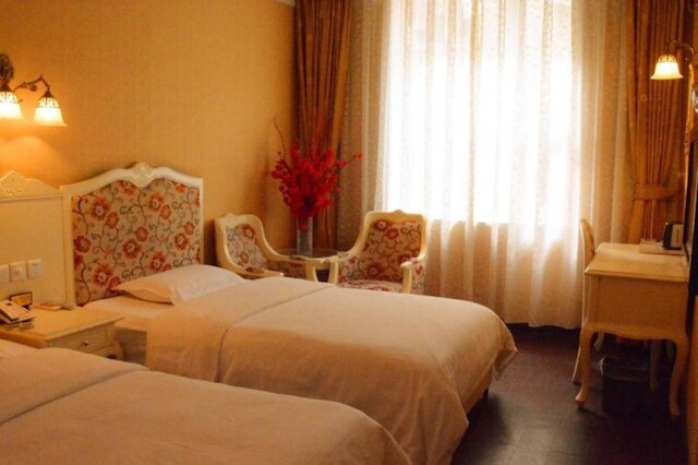 ジャリー イン ティェンフー ブランチ (嘉立连锁酒店(成都天府广场店))