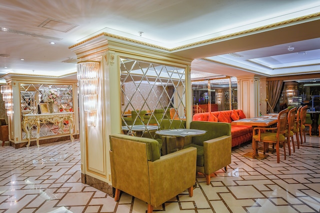 グランド マルチェロ ホテル & スパ