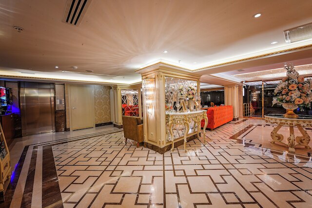 グランド マルチェロ ホテル & スパ