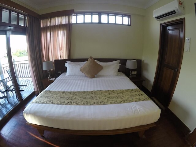 デ ウォーター シャレー ランカウイ ラグーン