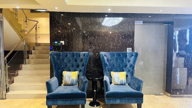 ホテル ザ キャピタル