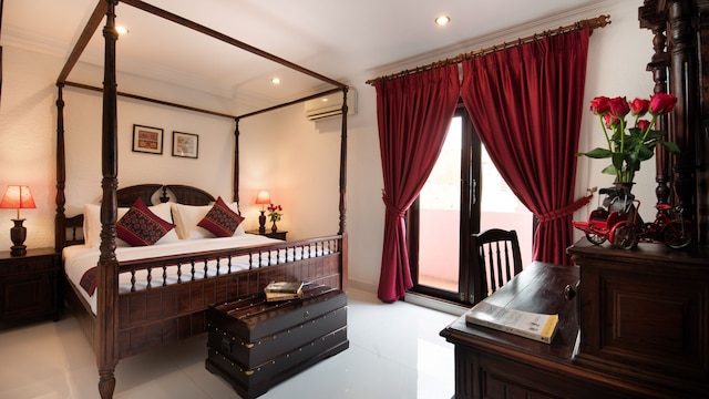 マネ コロニアル クラシック