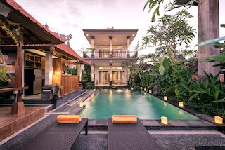 グリヤ プライベート ヴィラ