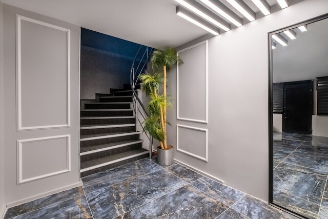 ザ クイーン ホテル