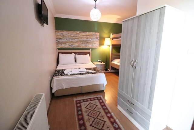 ミレイ アパート ホテル