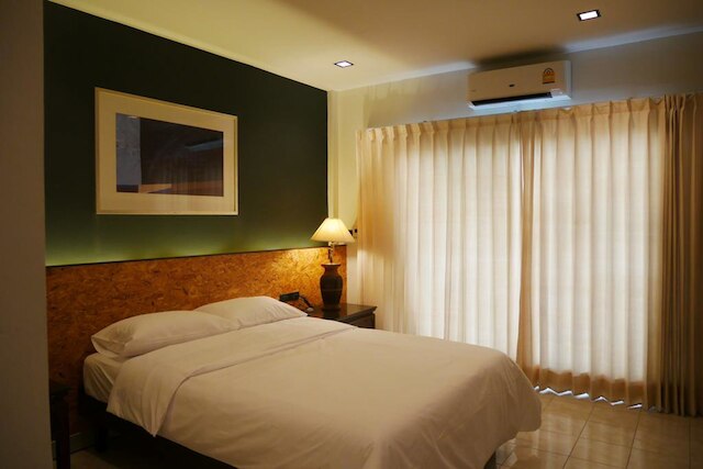 ザ 92 レジデンス