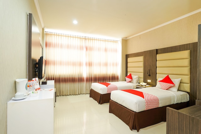 モーミュ ホテル & ラウンジ