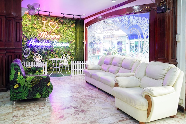 マリン パラダイス