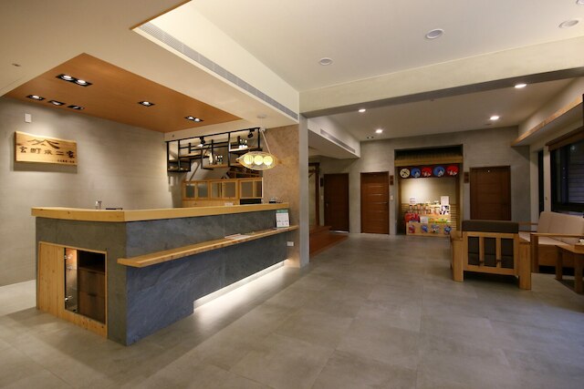 シュアン ディン ベン アー グ (玄町本二家)