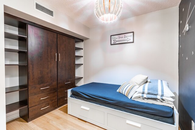 AOC スイーツ - ハート オブ ダウンタウン コンド