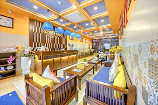 ソン トラン ホテル ホイアン