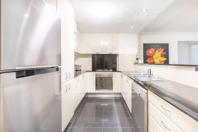 パーフェクトリー ロケーティッド アパートメント ルーフトップ プール & スパ