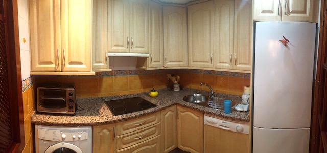 ピソ フント ア ハルディネス デ ラ ヴィクトリア イ レンフェ